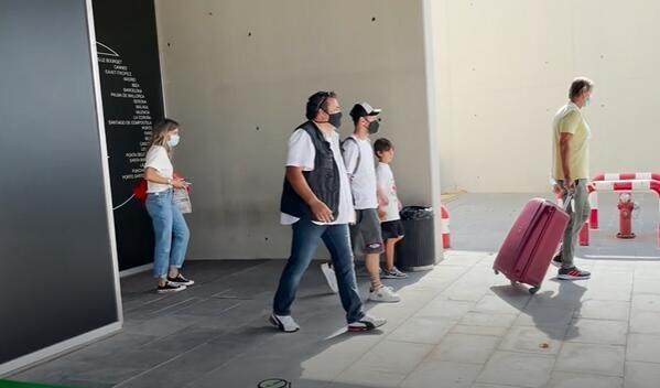 1629555681987091441.jpg 回家.jpg